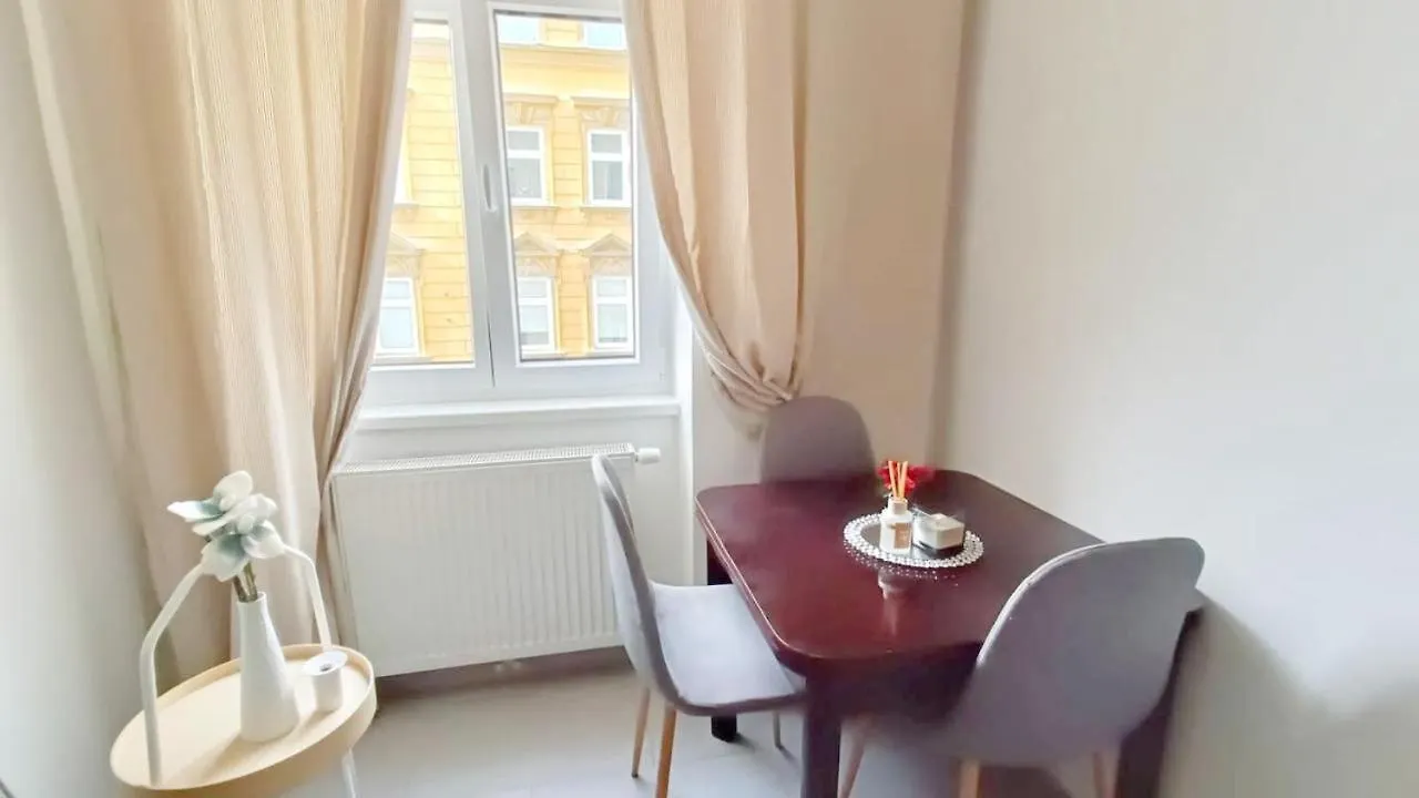 Family Apartment Mz27 Vienna